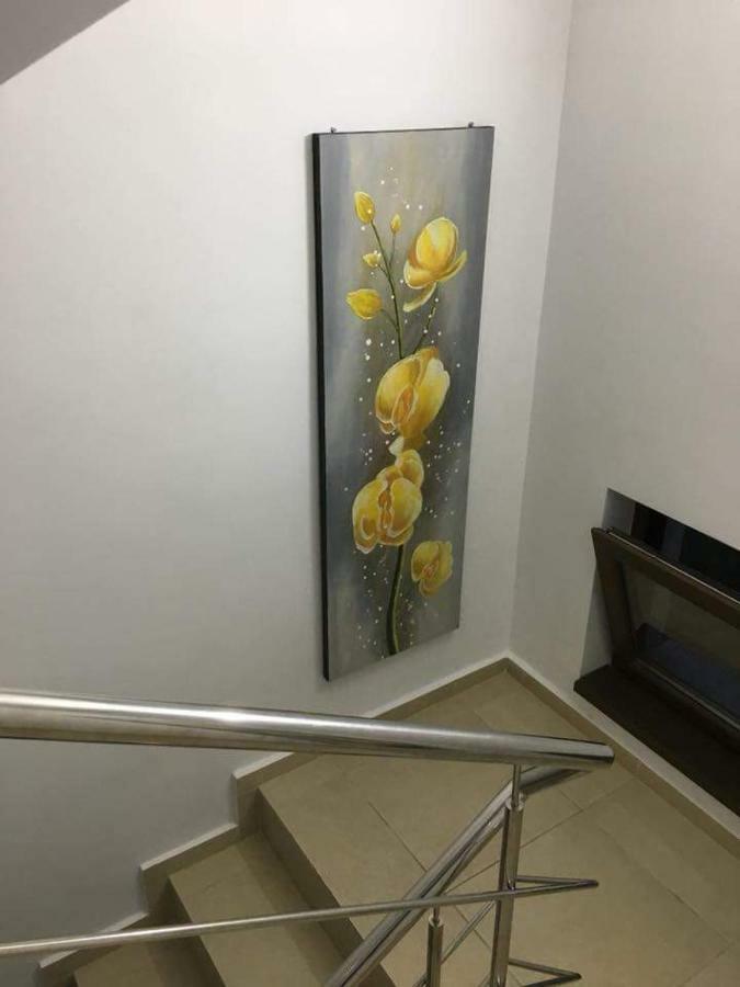 Elegance Hotel คอสติเนช ภายนอก รูปภาพ